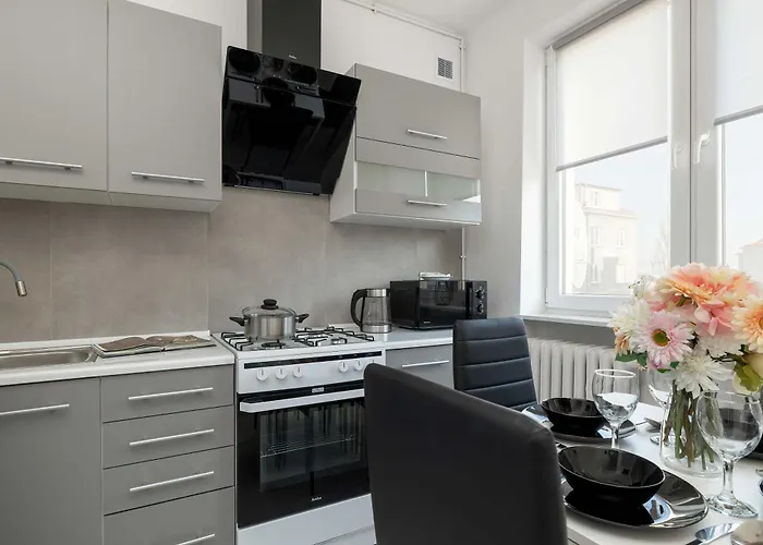 Racławicka Modern For 4 Guests By Renters * Gdańsk